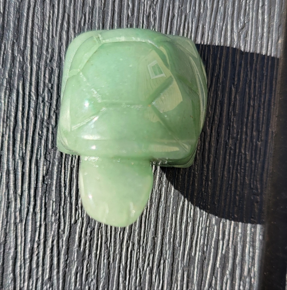 Turtle Green Aventurine Crystal (1) - Picture 2 of 8